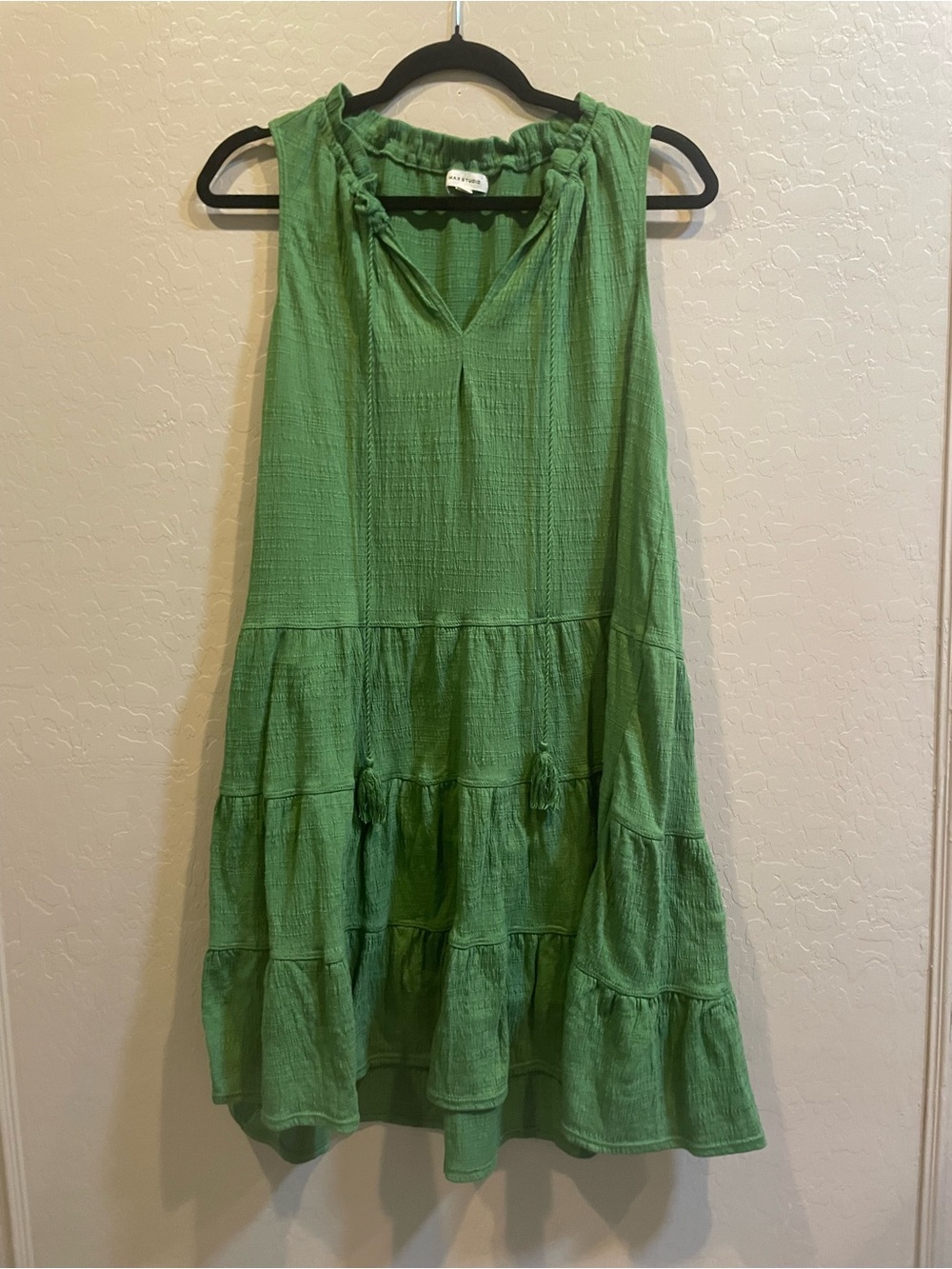 Max Studio Green Ribbed Sleeveless Top - Picture 2 of 9